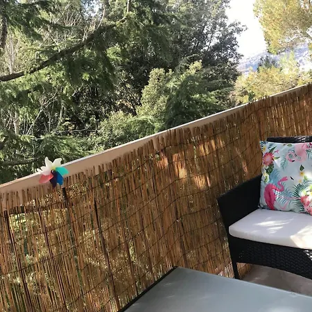 Serein Avec Balcon Et Piscine Νίκαια